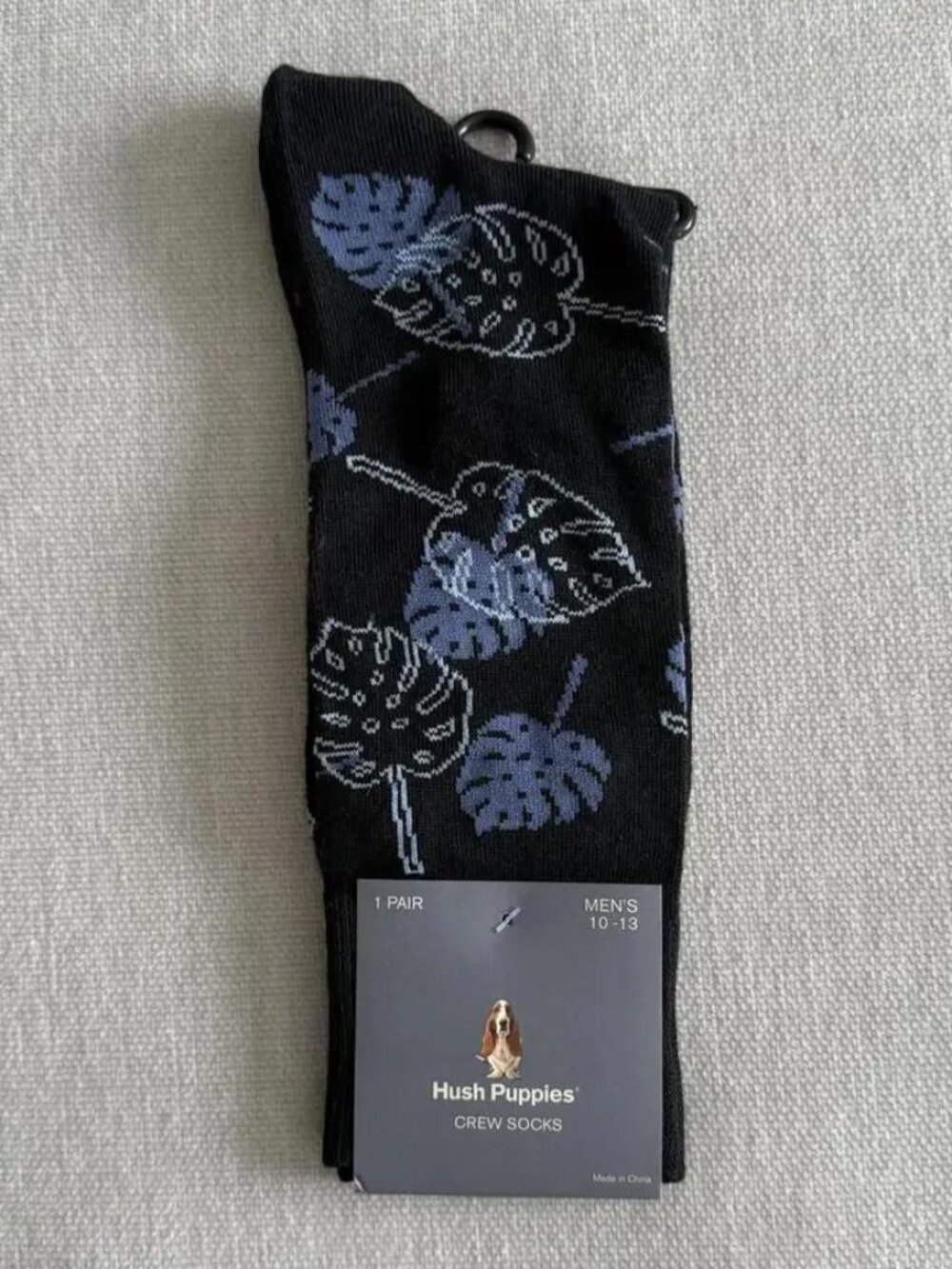 HUSH PUPPIES Men's Tropical Leaf Crew Socks